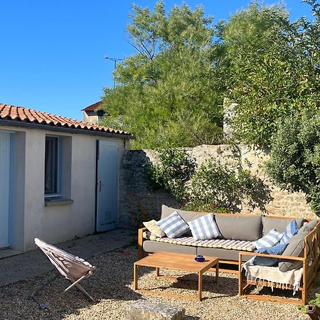 Un Air De Famille Saint-Pierre-d'Oleron Exterior foto